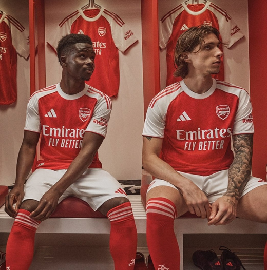Новая домашняя форма Арсенала на сезон 2025/26 Новая домашняя форма Арсенала на сезон 2025/26