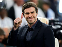 ����� ����