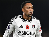 ����� ����