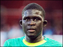 ����� ����