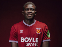 ����� ����