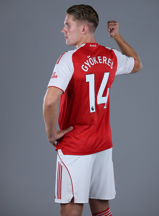 Виктор Дьекереш Виктор Дьекереш