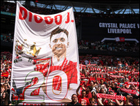 ����� ����