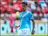 ����� ����