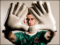 ����� ����