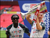 ����������