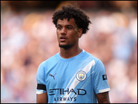 ����� ����