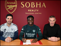 "Арсенал" подтвердил новый контракт с Сака