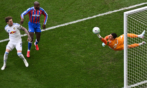 ���-������ ������