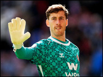 ����� ����