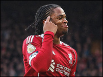 Нгумоа и Салах принесли "Ливерпулю" победу над "Фулхэмом"