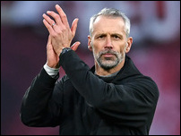 ����� ����