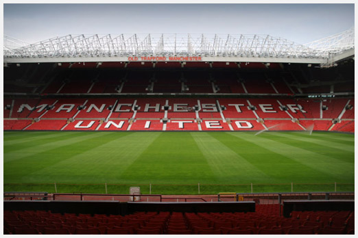 Олд Траффорд одна из самых вместительных арен в Англии, также называется Театр Мечты Олд Траффорд одна из самых вместительных арен в Англии, также называется Театр Мечты