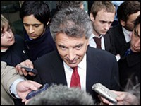 ����� ����