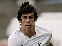 ����� ����