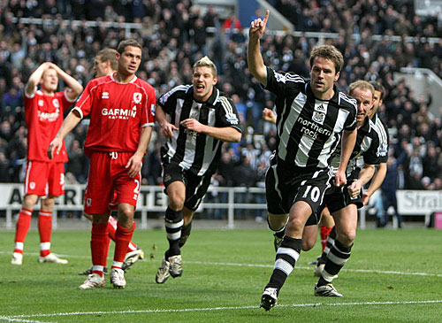 ����� ����