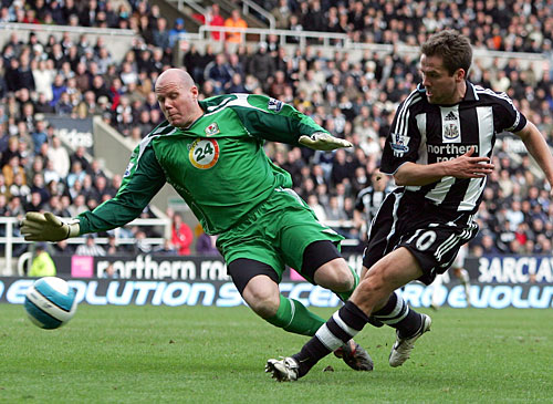 ����� ����