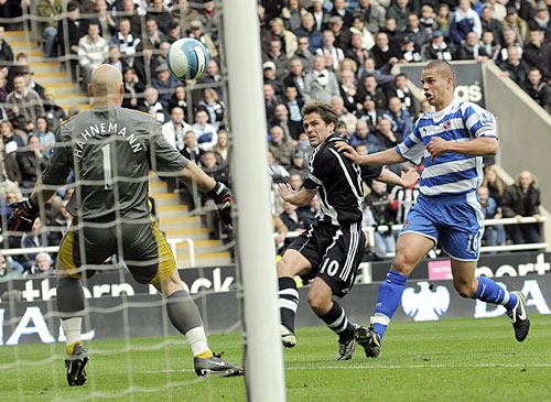 ����� ����