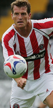 ����� ����