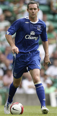 ����� ����